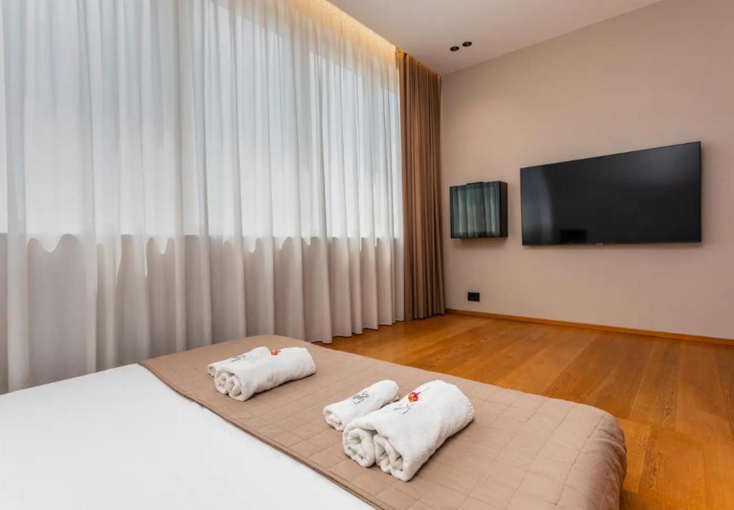 Zoe Luxury Bed & Breakfast